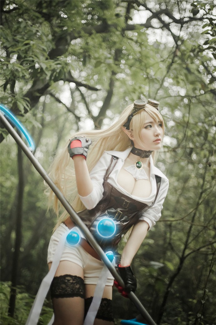 Cosplay tuyệt đẹp của Janna trong Liên Minh Huyền Thoại Cosplay tuyệt đẹp của Janna trong Liên Minh Huyền Thoại