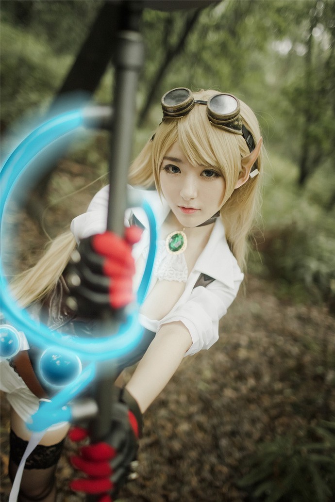 Cosplay tuyệt đẹp của Janna trong Liên Minh Huyền Thoại Cosplay tuyệt đẹp của Janna trong Liên Minh Huyền Thoại
