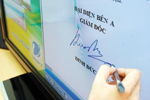 VDC thử nghiệm tích hợp giải pháp Softoken trong dịch vụ VNPT-CA