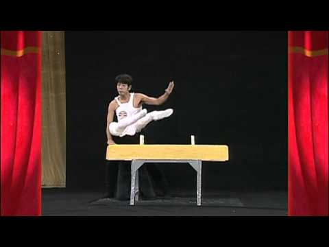 Màn biểu diễn thể thao siêu hài của Nhật