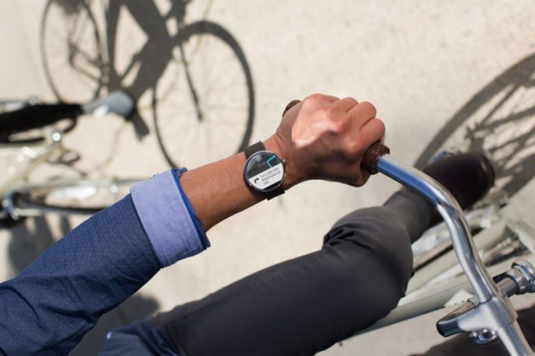 Moto 360: smartwatch Android Wear của Motorola