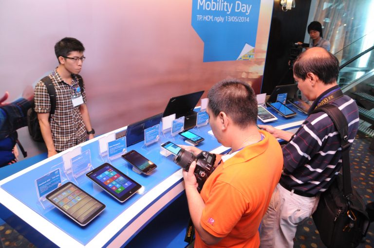 Intel: Máy tính bảng là trọng tâm trong lộ trình phát triển di động 2014