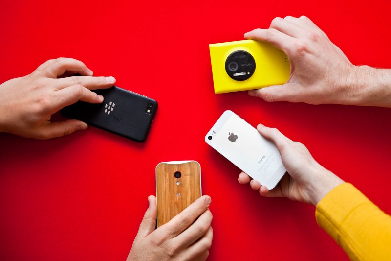 Smartphone “đội nón ra đi” vì World Cup