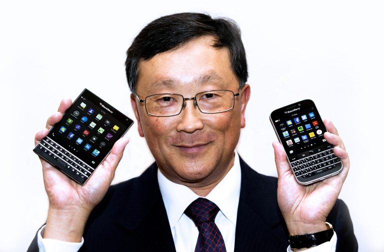 BlackBerry đặt cược vào Passport