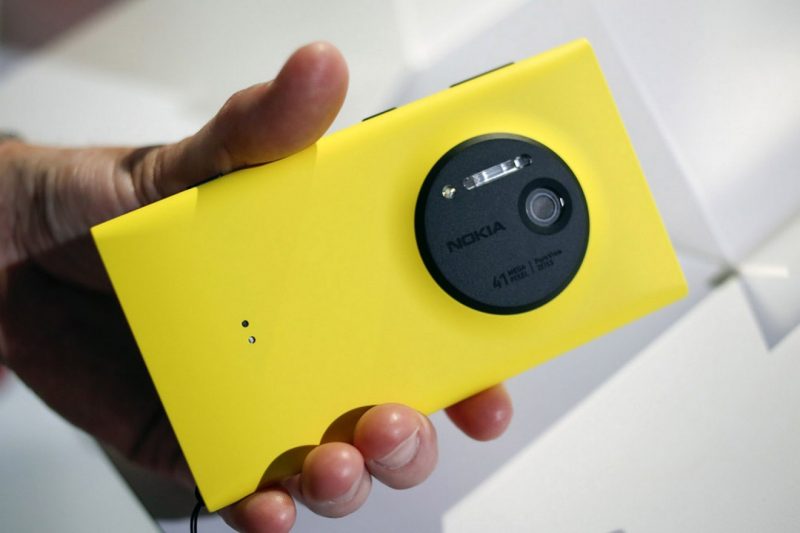 Nokia Lumia 1020 giảm giá mạnh
