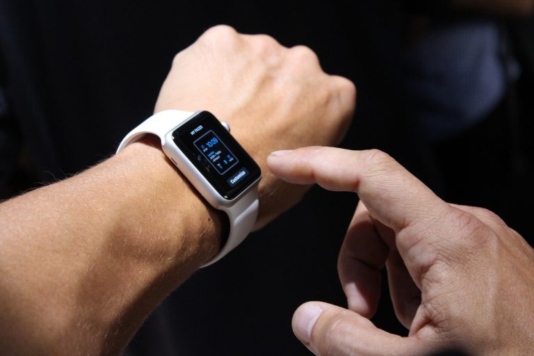 Apple Watch sẽ có mặt sau tết Nguyên Đán 2015