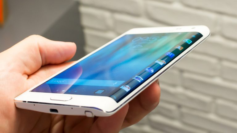 Hé lộ thông tin khu vực sẽ bán ra Galaxy Note Edge