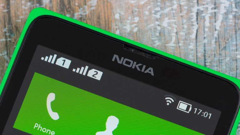 Nokia sẽ quay trở lại sân chơi điện thoại trong năm tới