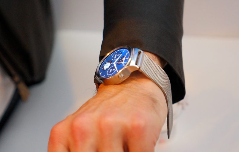 Huawei Watch đã có thể đặt trước với giá 387 USD