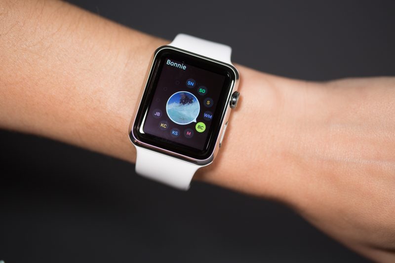 Apple Watch 2 sẽ ra mắt vào năm 2016
