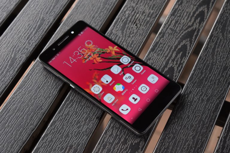Huawei Honor 7 bắt đầu bán ra toàn cầu với giá dưới 500 USD