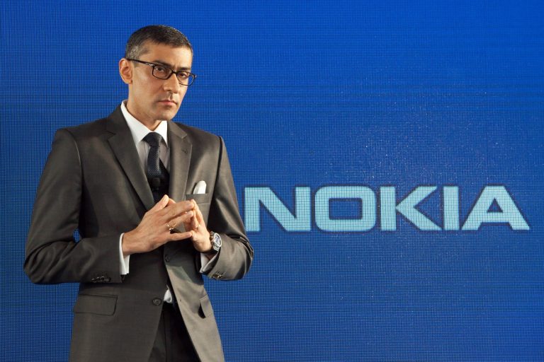 Nokia – Điện thoại mới à, cứ từ từ đã…