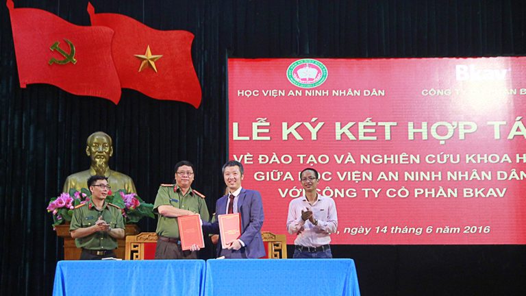 Ký kết phát triển nguồn nhân lực an ninh mạng chất lượng cao