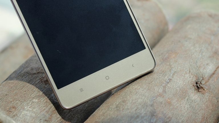 3 smartphone xách tay hấp dẫn mới “cập bến” thị trường Việt