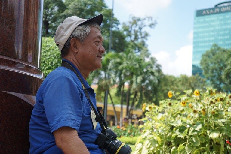 Những người chụp ảnh dạo cuối cùng ở Sài Gòn