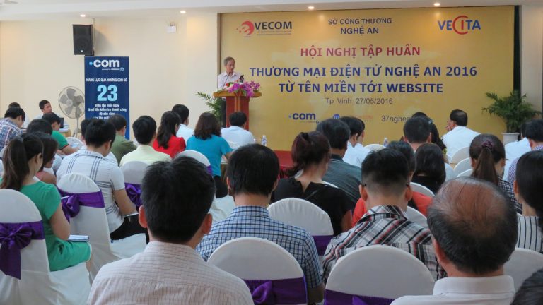 Thương mại điện tử mở rộng cơ hội kinh doanh tại Việt Nam