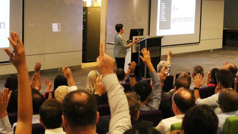 Công nghệ đang chi phối cách chúng ta học tập và sinh sống