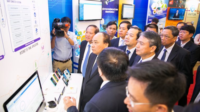 VNPT khai trương dịch vụ di động vệ tinh VinaPhone-S
