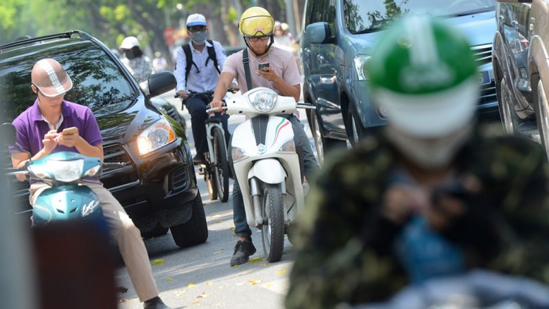 Dễ mất tiền oan vì mải chơi Pokemon Go