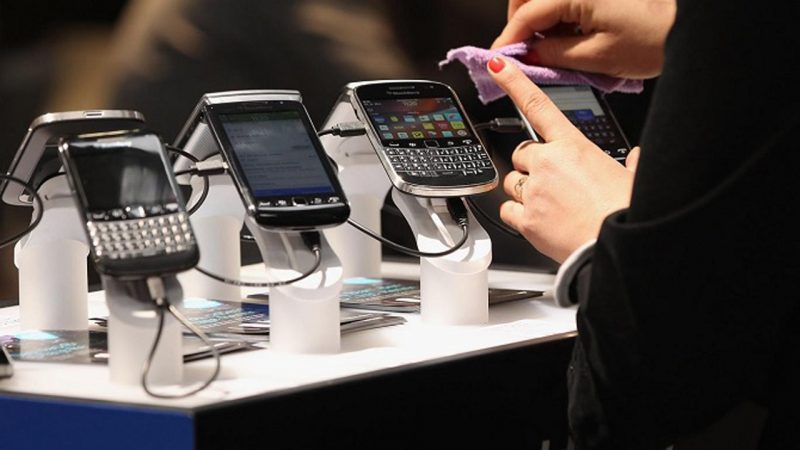 BlackBerry chính thức đóng cửa mảng phần cứng