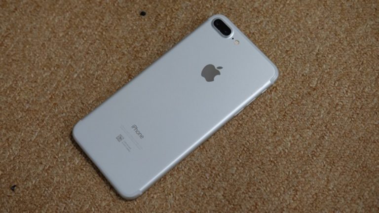 iPhone 7 Plus màu bạc, màu đen nhám đã về Việt Nam