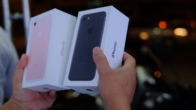 Mở hộp iPhone 7 đầu tiên về Việt Nam, giá gần 34 triệu đồng