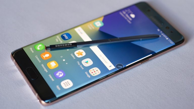 Dân buôn lên mạng lùng mua Galaxy Note 7 chính hãng để kiếm lời