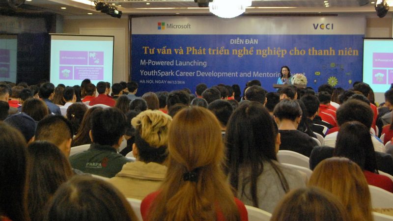 Ra mắt cổng thông tin điện tử M-Powered giúp kết nối thanh niên với cơ hội nghề nghiệp
