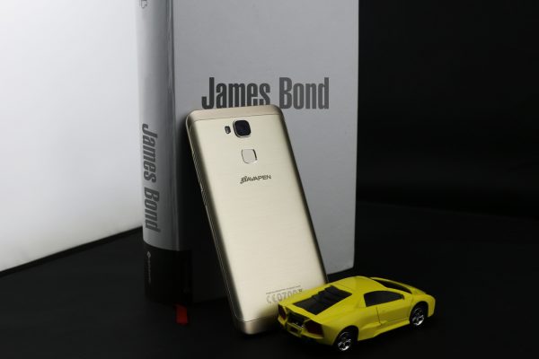 James Bond: smartphone Bavapen phiên bản “siêu điệp viên” Việt