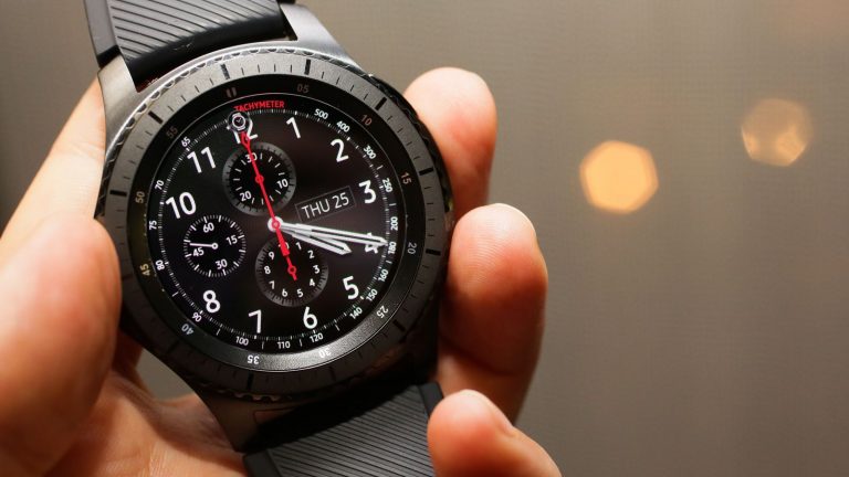 Mua Samsung Gear S3 Classic và Frontier lãi suất 0% tại Viễn thông A