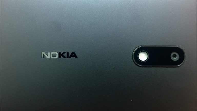 Nokia 6 dính lỗi bay màu logo