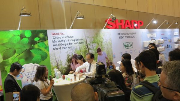 Sharp tung loạt sản phẩm mới 2017 trang bị công nghệ J-Tech Inverter