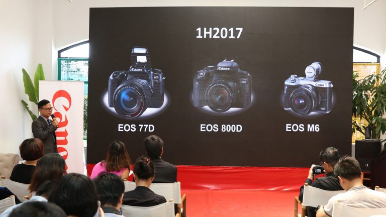 Canon ra mắt loạt máy ảnh mới 2017