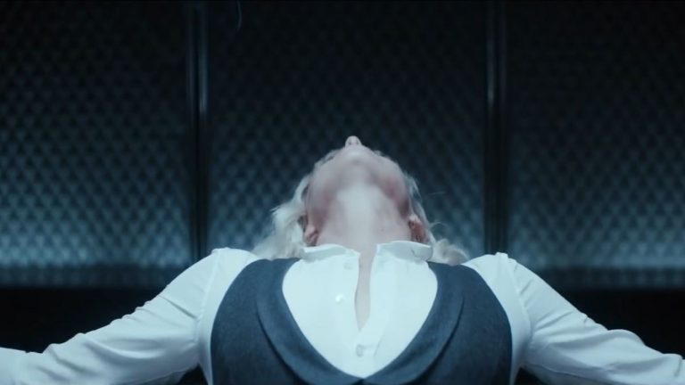 Đánh giá phim Atomic Blonde – John Wick phiên bản nữ