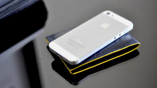 Điện thoại xách tay là gì?