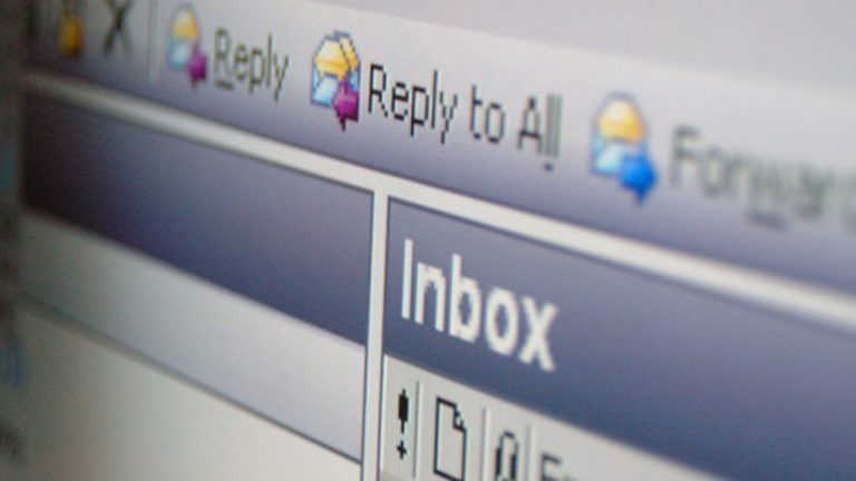 Cơ chế backdoor là gì?