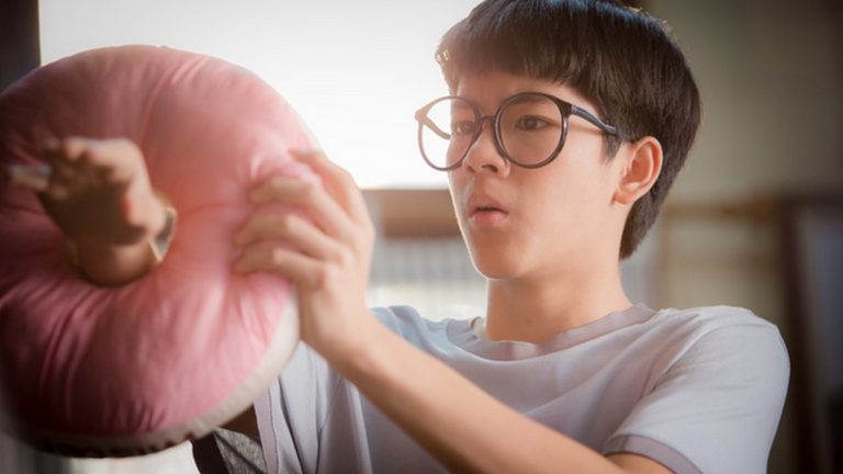 Đánh giá phim 15+ Coming to Age: Bí mật tuổi dậy thì