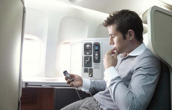 Cathay Pacific kết nối Wi-Fi trên tất cả máy bay thân rộng từ giữa năm 2018
