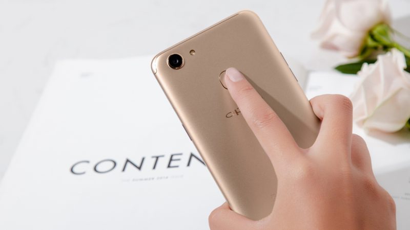 OPPO F5 giá 6,99 triệu đồng, đặt hàng từ 4/11