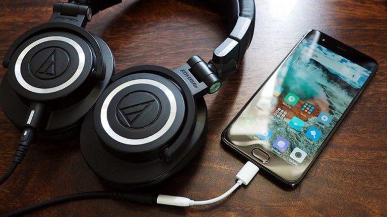 Vì sao cổng tai nghe dần bị loại bỏ trên smartphone?