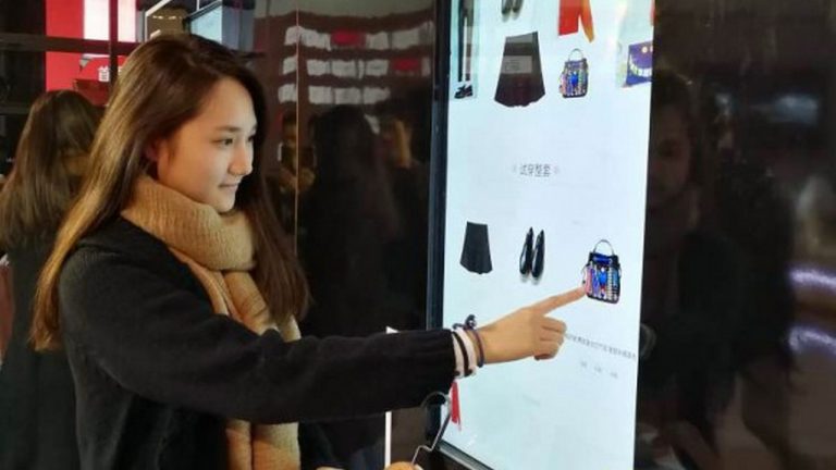 FashionAI là gì?