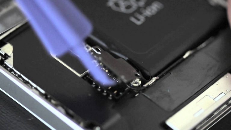 Hai bước tự kiểm tra pin iPhone của bạn có được bảo hành miễn phí không?