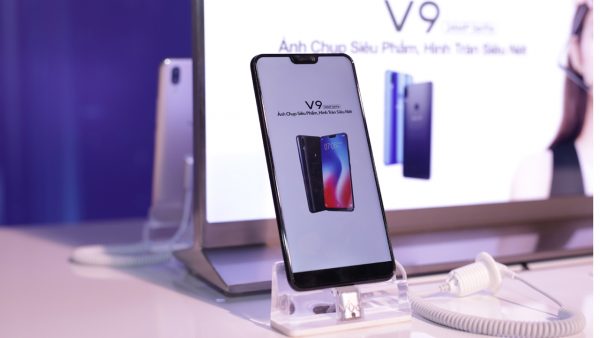 Vivo V9 mới ra mắt có gì hay?