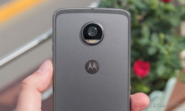 Moto Z3 Play lộ cấu hình đầy đủ với Snapdragon 636, màn hình 6.1 inch