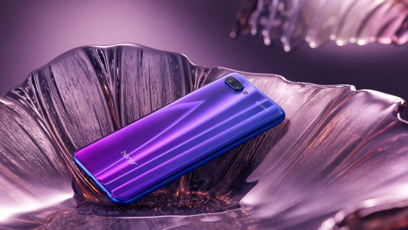 Honor 10 bán ra tại Việt Nam, giá 9.99 triệu đồng