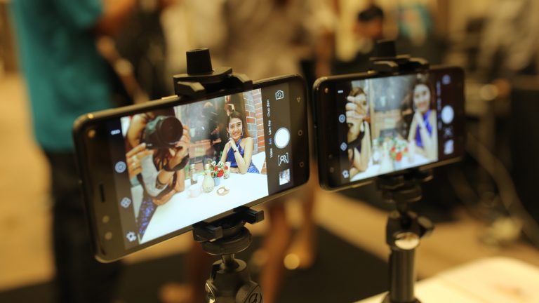 Smartphone Trung Quốc tấn công thị trường Việt, thương hiệu Việt lại “mang chuông đi đánh xứ người”