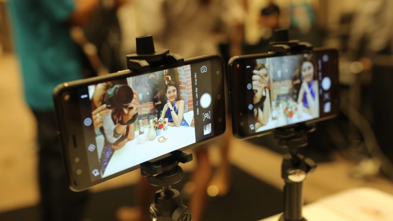 Smartphone Trung Quốc tấn công thị trường Việt, thương hiệu Việt lại “mang chuông đi đánh xứ người”