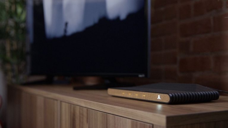 Atari VCS: game console hoài cổ giao thoa hiện đại