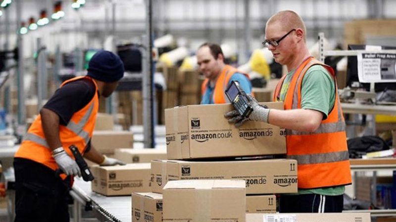 Nếu chọn nghỉ việc tại Amazon, nhân viên được trả thưởng 5000 USD