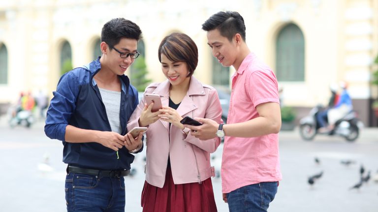 Bị siết khuyến mại, VinaPhone tặng 20% vào tài khoản khuyến mại sử dụng các mạng trong nước